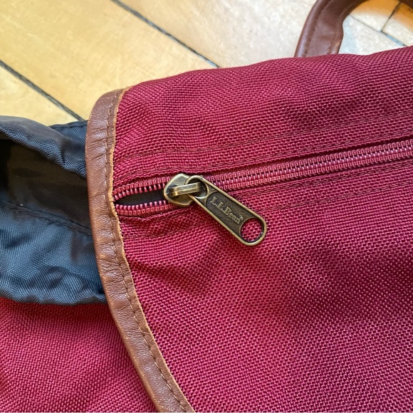 RARE VINTAGE LLBEAN CRANBERRY DAY PACK WITH LEATHER DETAILING - Picture 4 of 4
